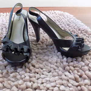 Black Ruffle Heels